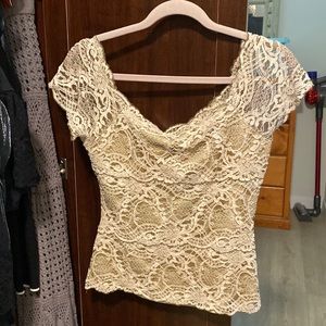 Lace scoop neck